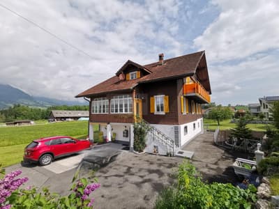 FAMILIENFREUNDLICH, SEHR RUHIG UND GROSS