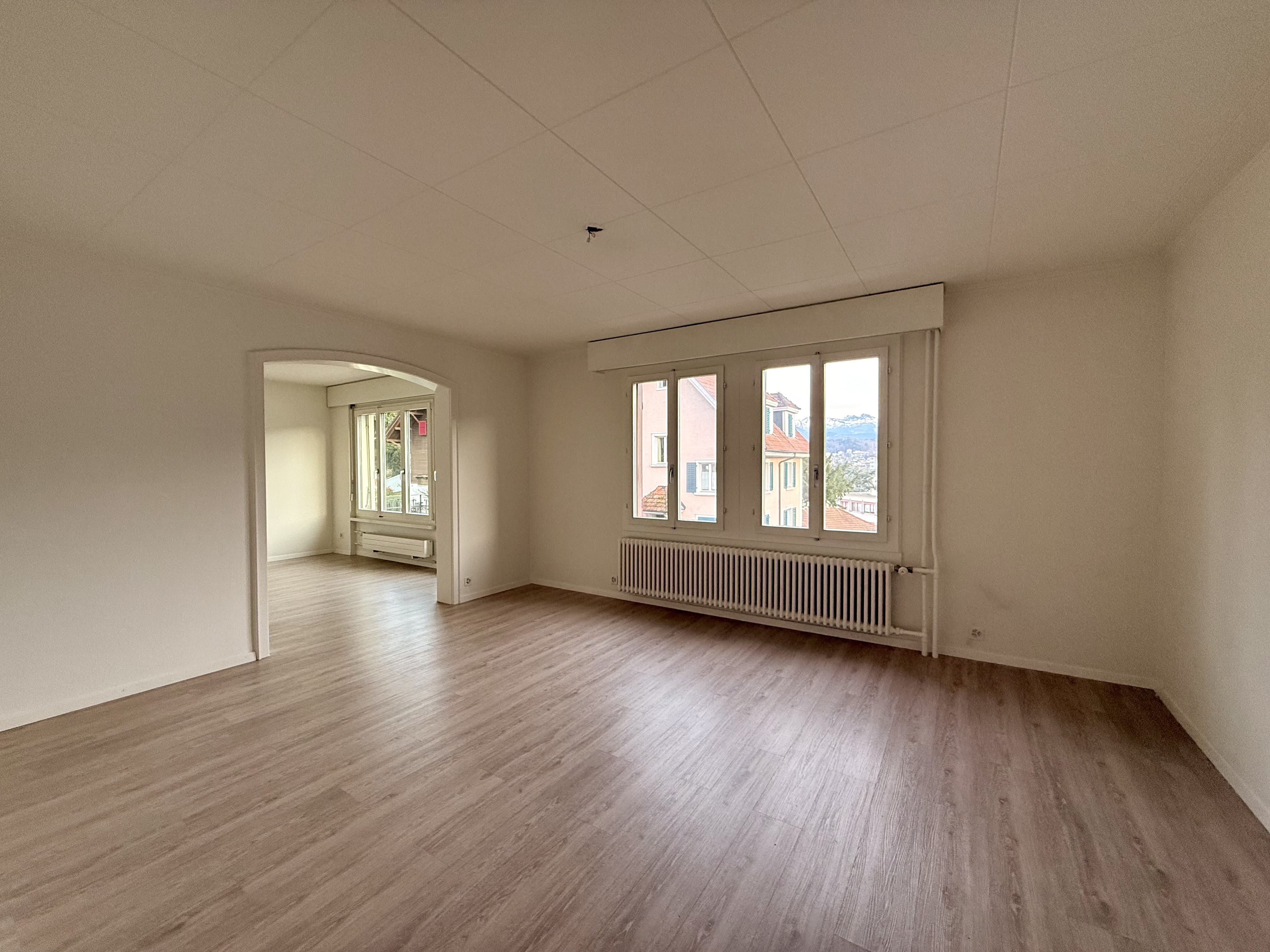 Sonnig und gute Lage, nähe Spital - Bild 5