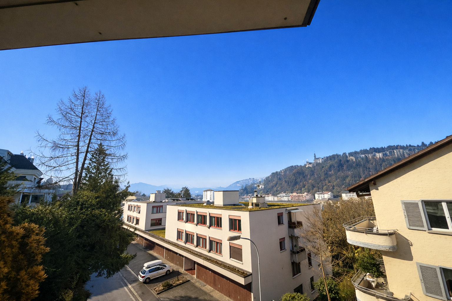 Hohe Lebensqualität, sehr zentral, mit Weitsicht