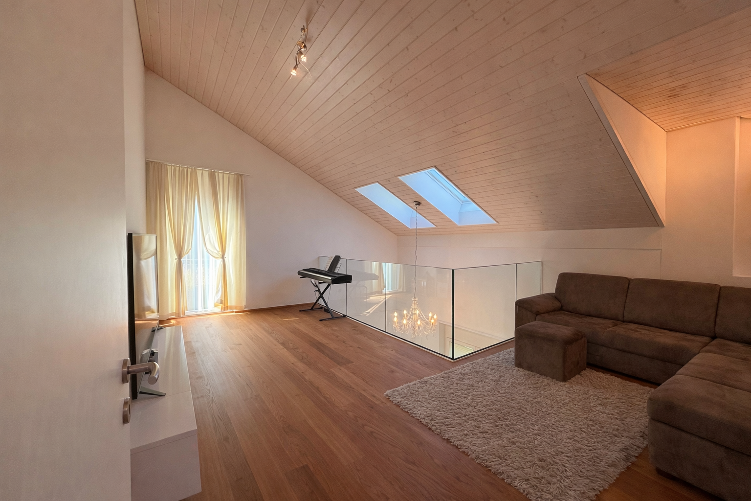 Einzigartige Lage, top Zustand - Bild 3