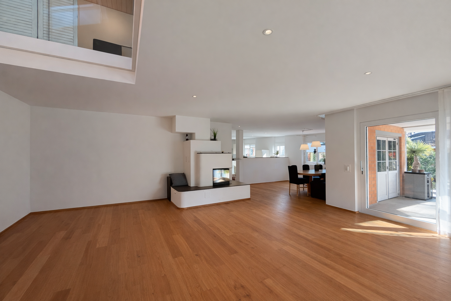 Einzigartige Lage, top Zustand - Bild 4