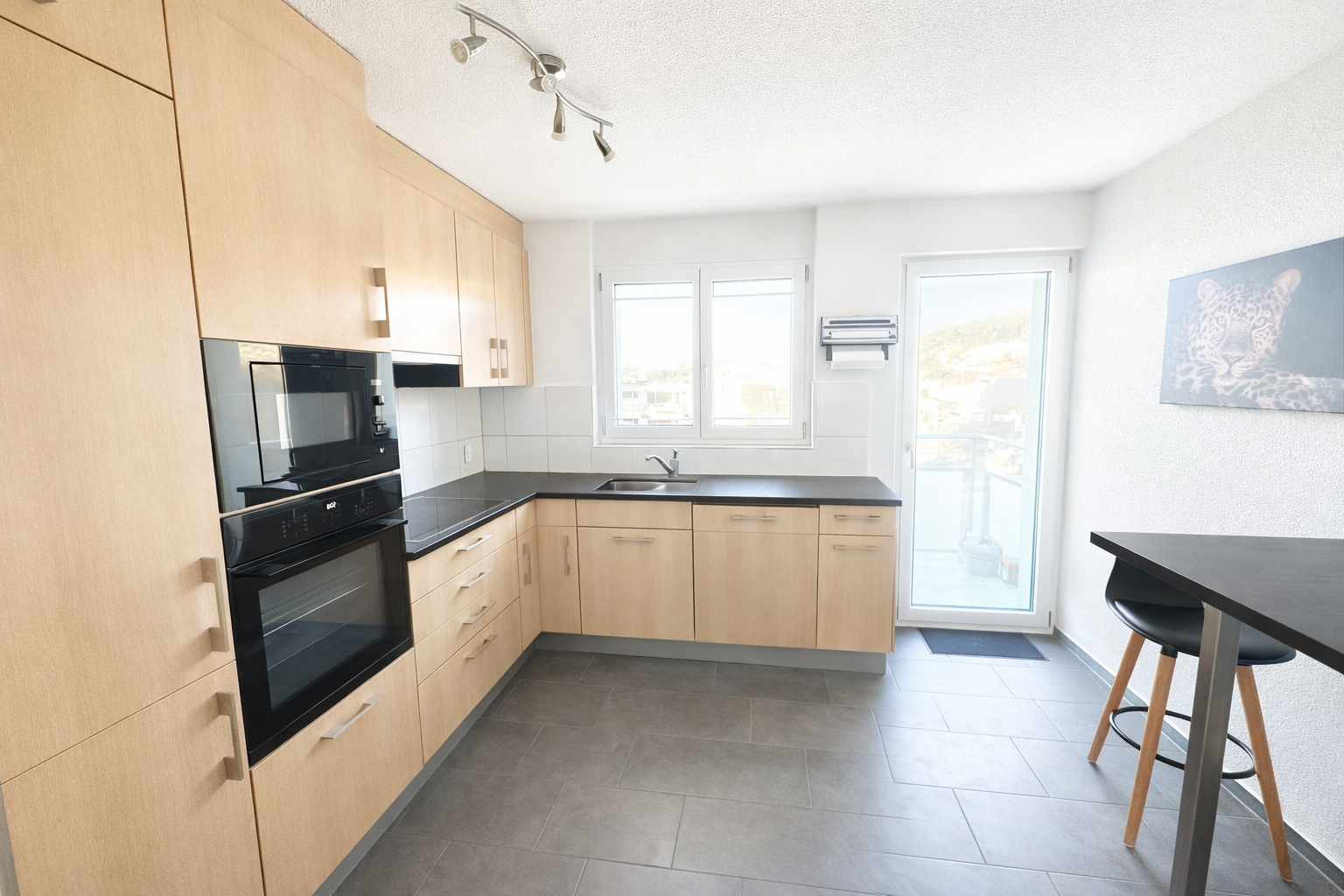 PRAKTISCH, SONNIG & ZENTRAL - Bild 4