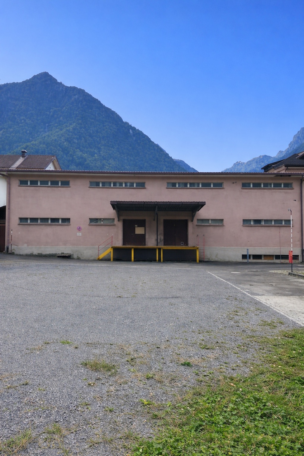 Leerstand trifft Potenzial – Wohn- & Geschäftshaus mit Entwicklungschance - Bild 3