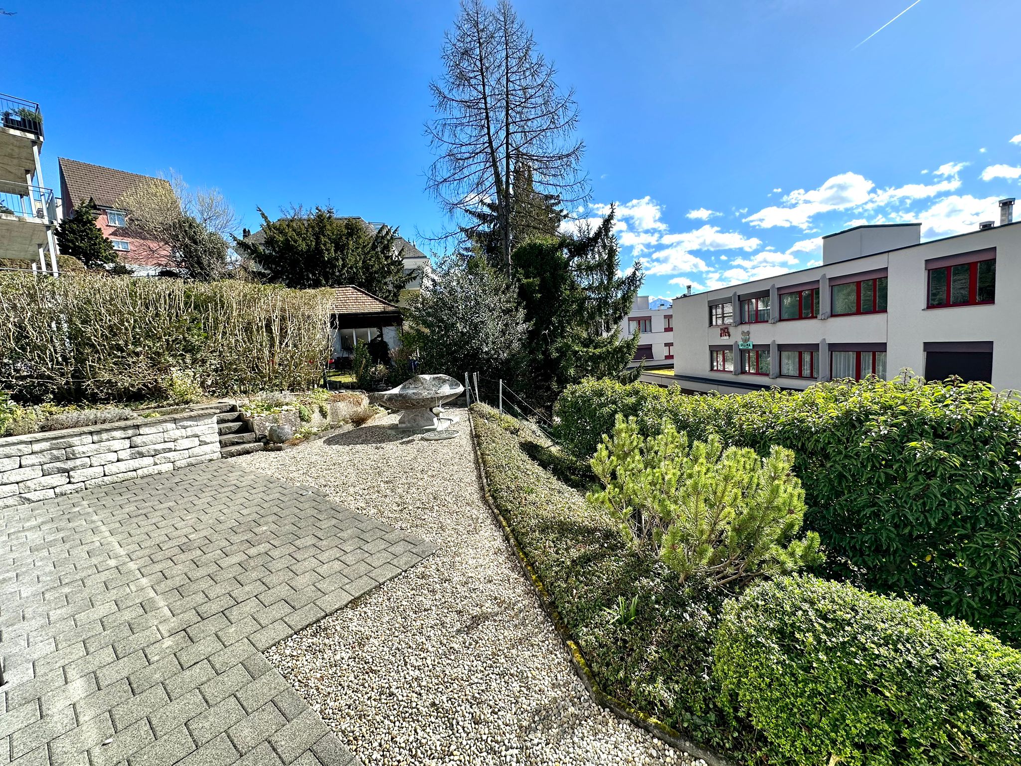 Hohe Lebensqualität, sehr zentral, mit Weitsicht - Bild 4