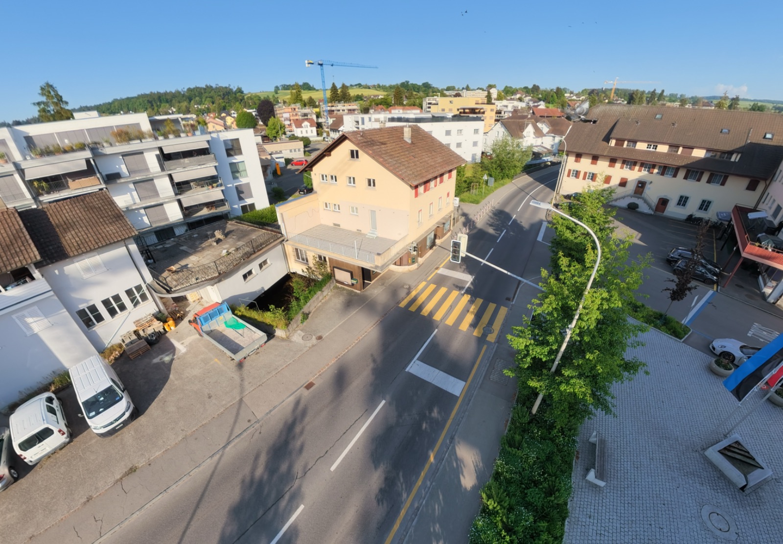VOLLVERMIETET IM ZENTRUM