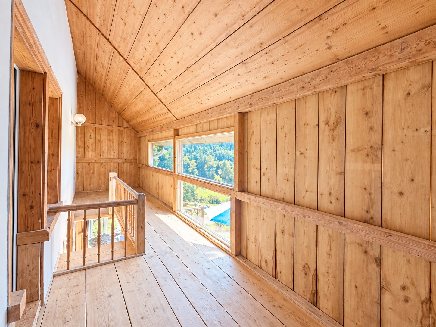 Grosszügig mit 3’498 m² Grundstück & Scheune – Bild 11